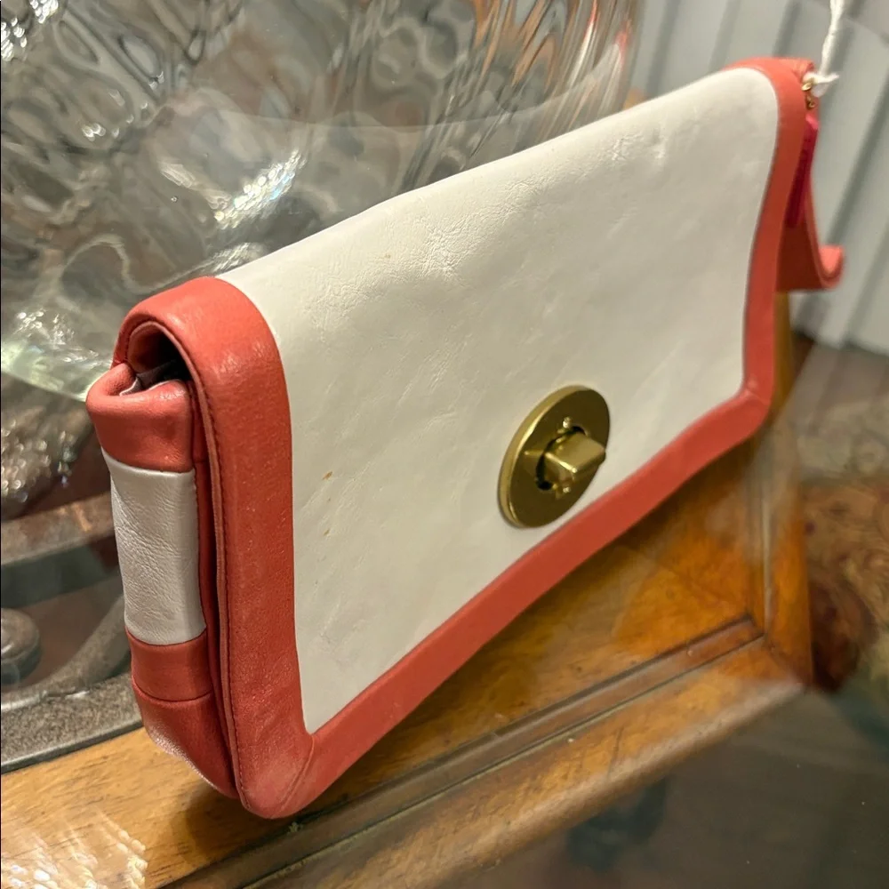 Coach Cricket Flap Wristlet /Clutch - Picture 4 of 9